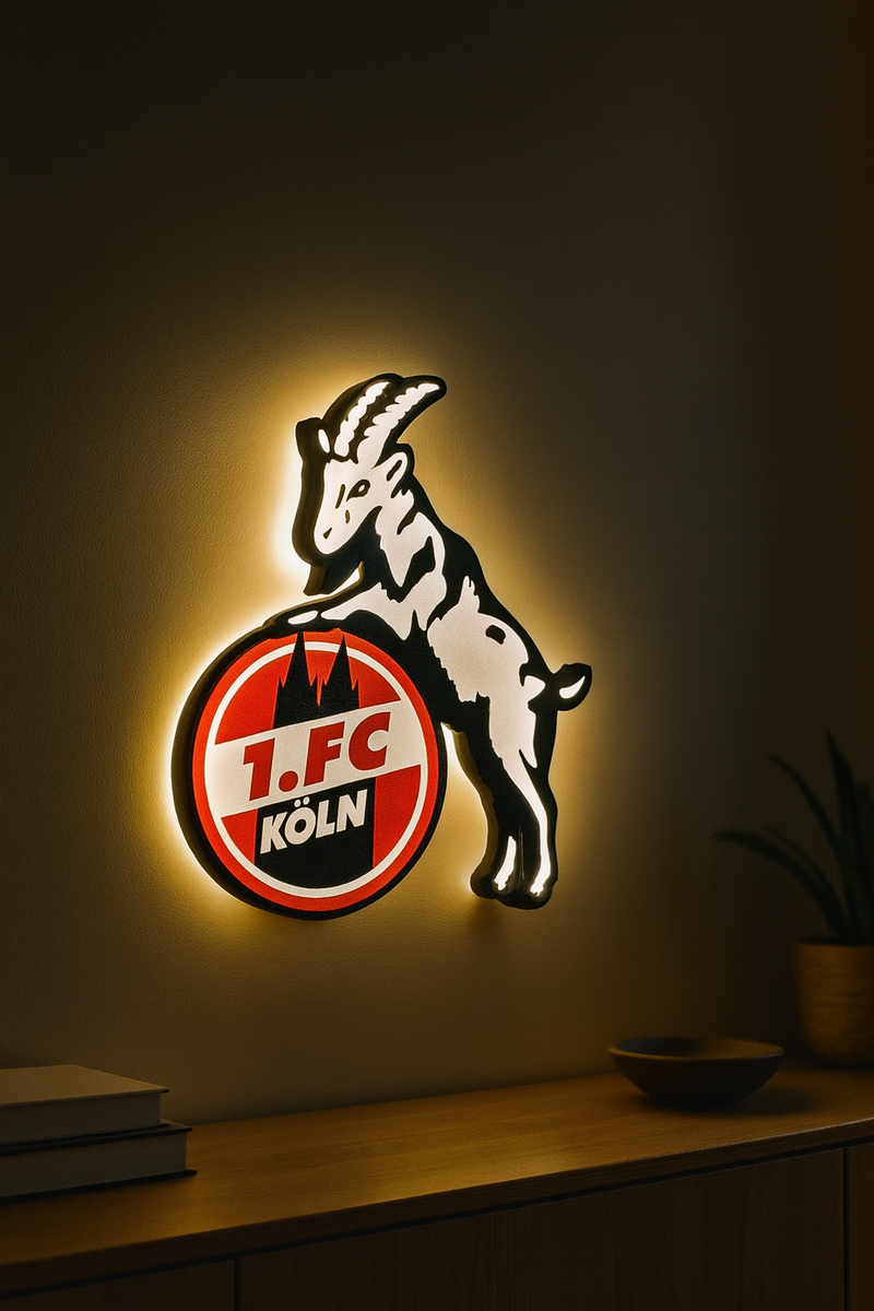 1. FC Köln Geißbock LED Lampe an der wandhängend