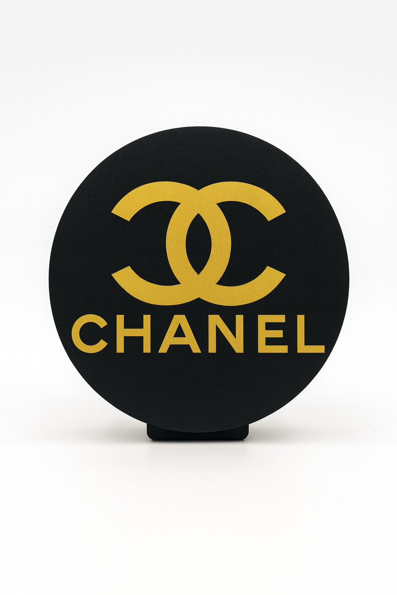 Chanel Design LED Licht mit klarer Kontur und moderner Beleuchtung