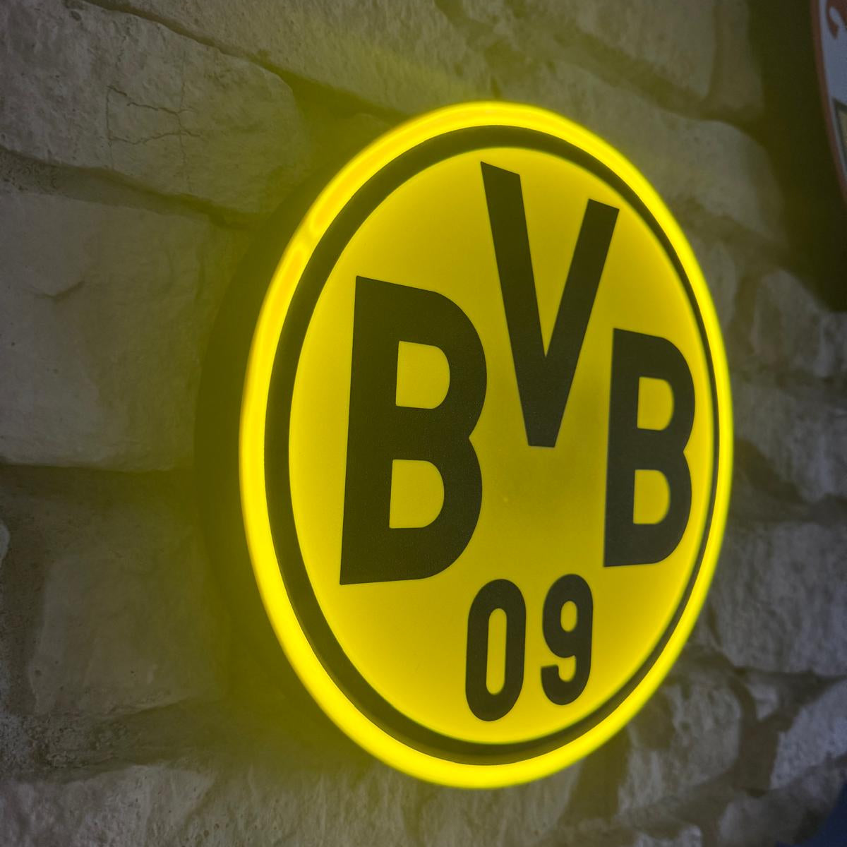 „Fußball-inspirierte Lampe in Dortmund-Farben, ideal für Fans und Kinderzimmer.“