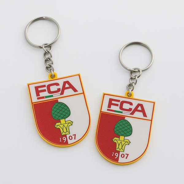 Handgefertigter 3D-gedruckter Schlüsselanhänger mit FCA-Logo in Vereinsfarben