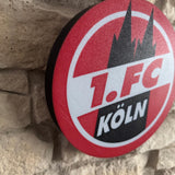 „LED-Lampe im FC-Köln-Stil mit klar erkennbarem Vereinslogo.“
