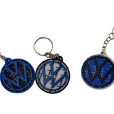 Volkswagen Schlüsselanhänger im klaren, klassischen VW-Design.
