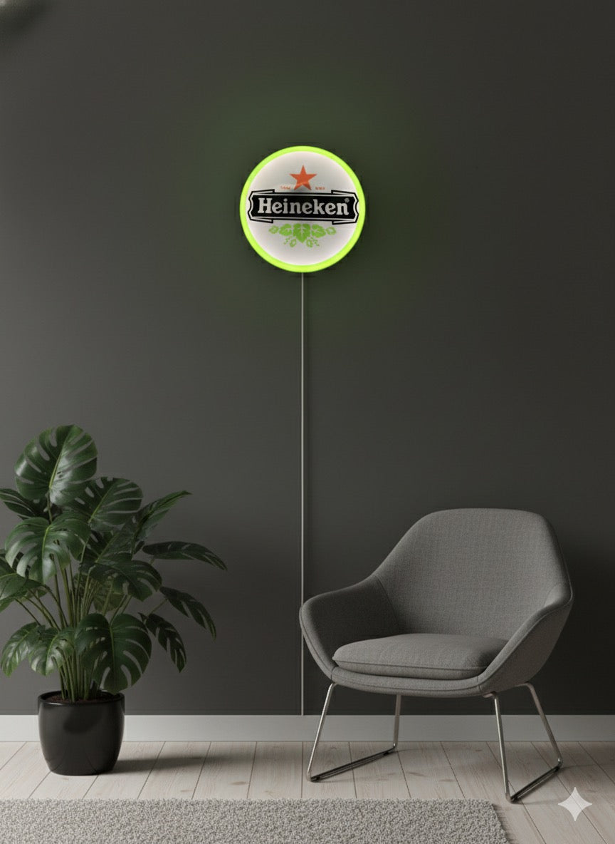 Runde Heineken LED-Lampe in 23 cm, 3D-gedrucktes Bier-Logo, Frontansicht